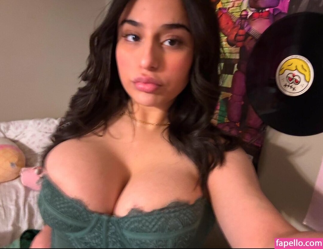 Naakte gelekte OnlyFans-foto van Tweakerbltch #34 Naakte gelekte OnlyFans-foto van Tweakerbltch #34