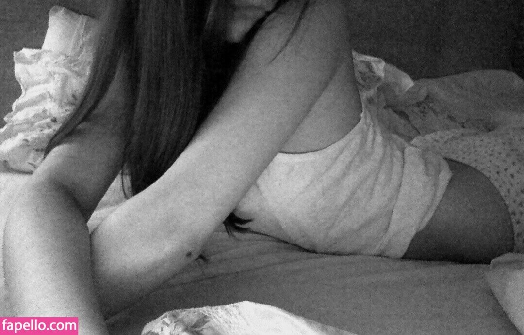 Naakte gelekte OnlyFans-foto van Veildose #21 Naakte gelekte OnlyFans-foto van Veildose #21