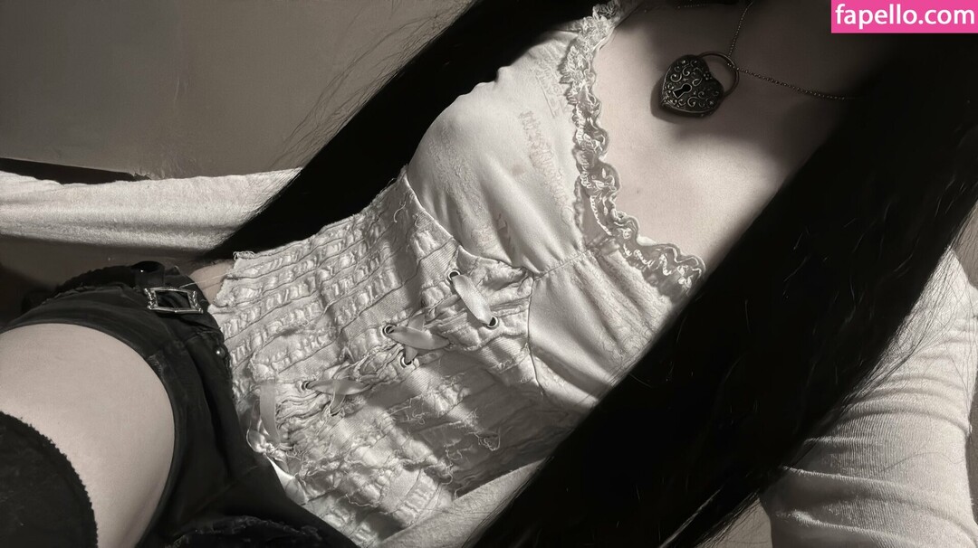 Naakte gelekte OnlyFans-foto van Veildose #48 Naakte gelekte OnlyFans-foto van Veildose #48