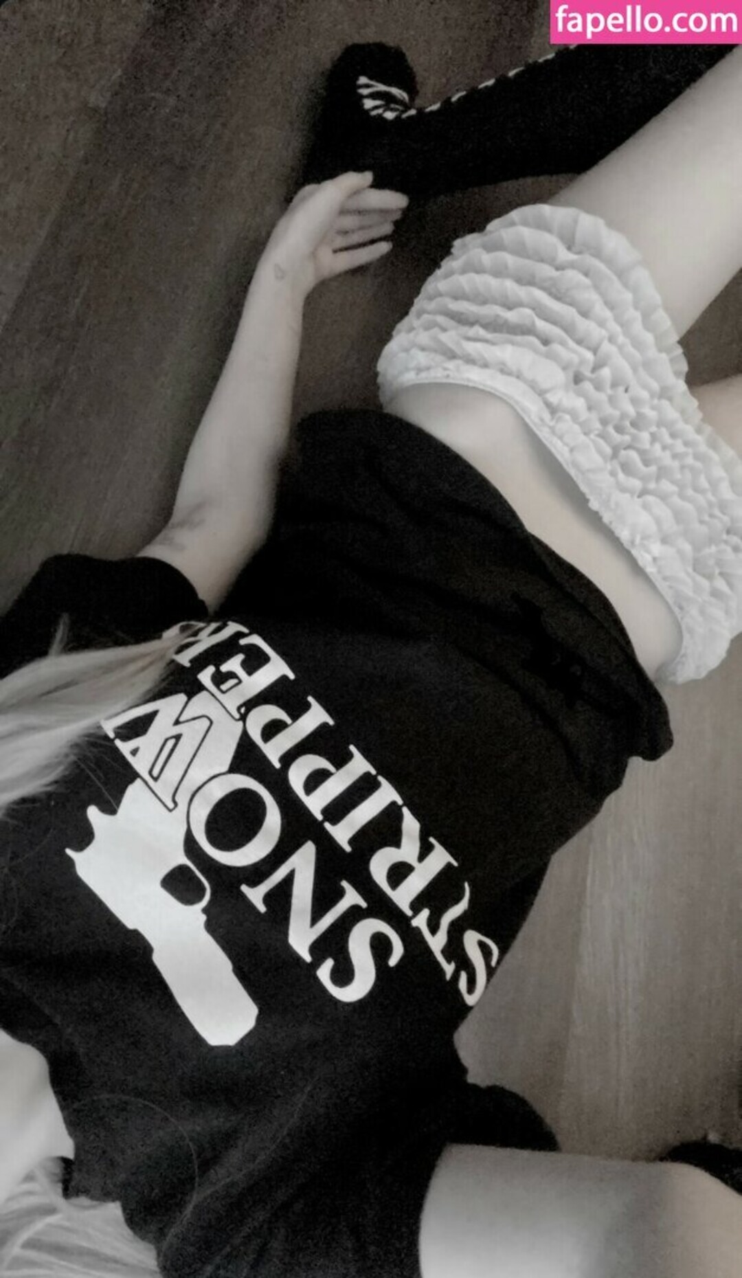 Naakte gelekte OnlyFans-foto van Veildose #50 Naakte gelekte OnlyFans-foto van Veildose #50