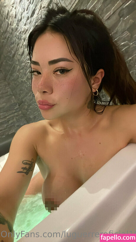 Naakte gelekte OnlyFans-foto van Luguerreroficial10