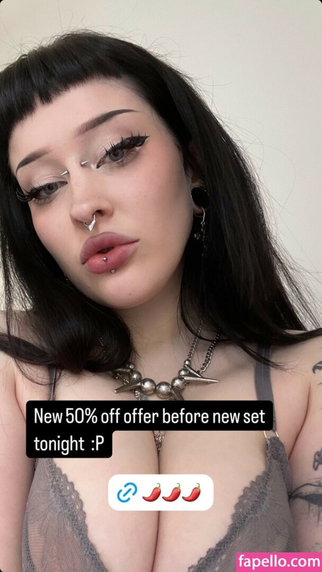 Naakte gelekte OnlyFans-foto van Spitsatan #13 Naakte gelekte OnlyFans-foto van Spitsatan #13