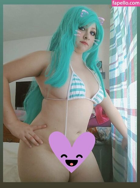 Naakte gelekte OnlyFans-foto van Katia Cosplay