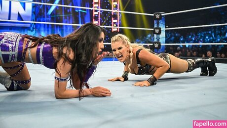 Lacey Evans