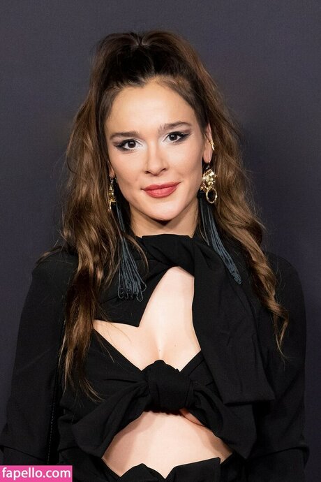 Bella Dayne