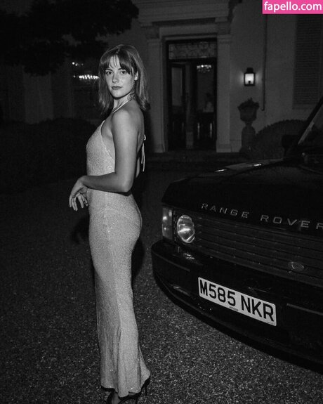 Naakte gelekte OnlyFans-foto van Meg Bellamy