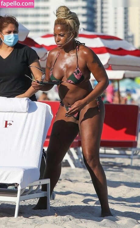 Mary J Blige