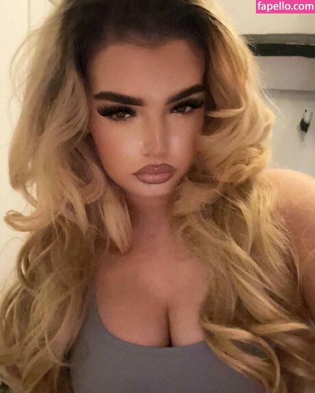 Naakte gelekte OnlyFans-foto van Maisyrose32