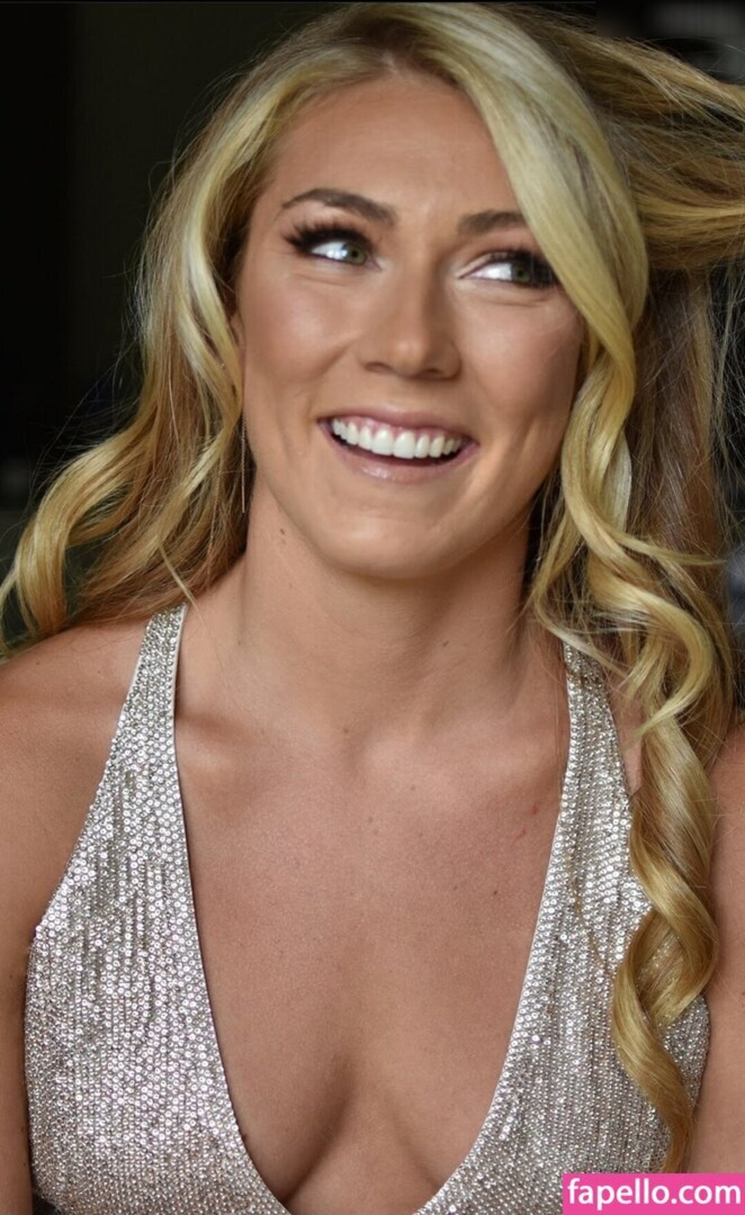 Naakte gelekte OnlyFans-foto van Mikaela Shiffrin #4 Naakte gelekte OnlyFans-foto van Mikaela Shiffrin #4