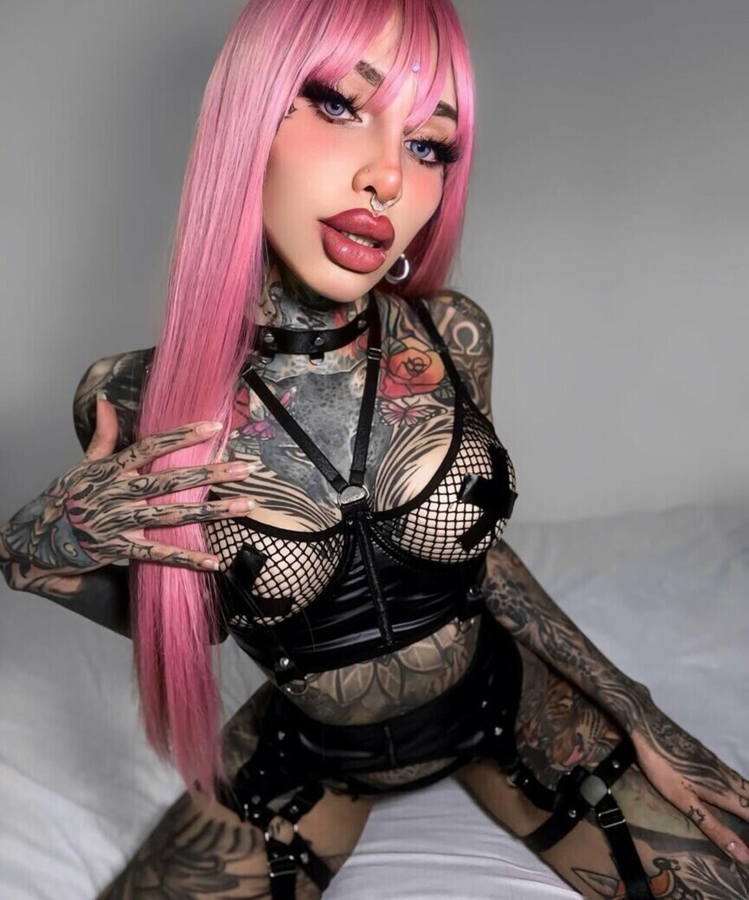 Naakte gelekte OnlyFans-foto van Divinajuventu #19 Naakte gelekte OnlyFans-foto van Divinajuventu #19