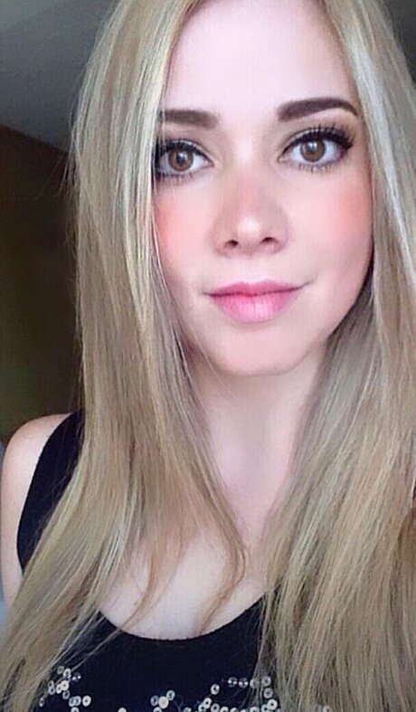 Naakte gelekte OnlyFans-foto van La Gera