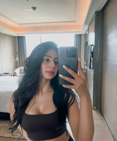 Naakte gelekte OnlyFans-foto van Exclusives Suhani Kapoor