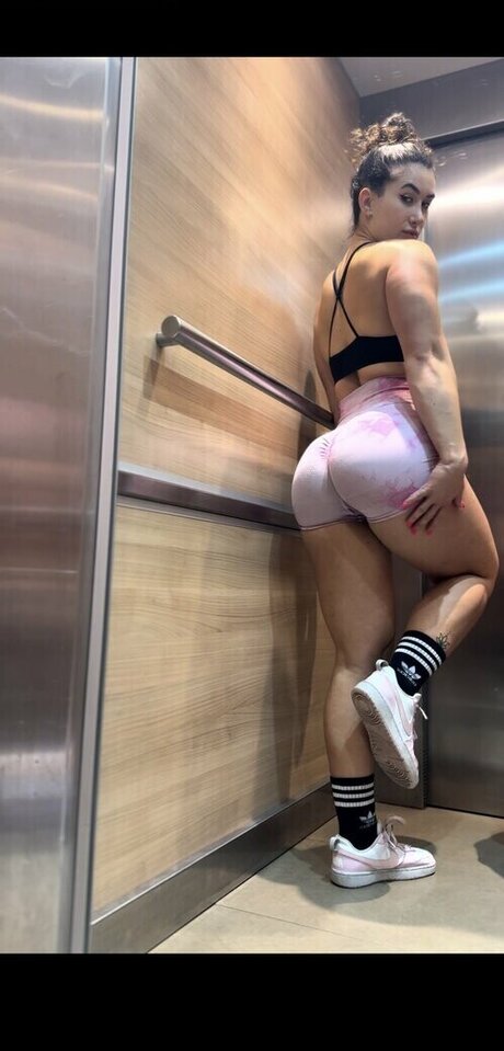 Naakte gelekte OnlyFans-foto van Anaisvelvet