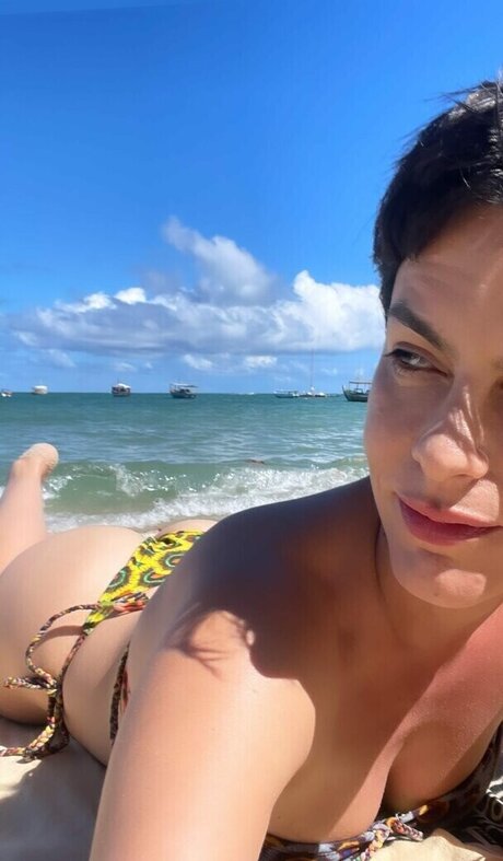 Naakte gelekte OnlyFans-foto van Luisa Micheletti