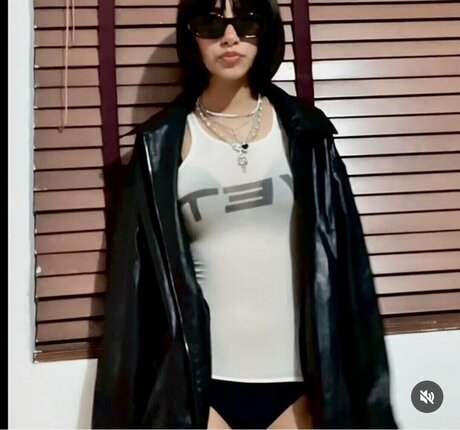 Naakte gelekte OnlyFans-foto van Yurianacanelita