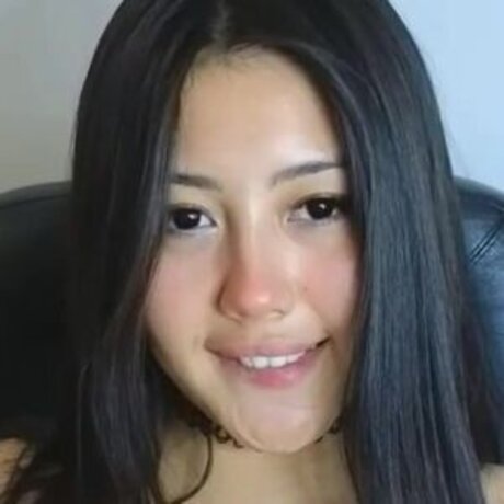 Naakte gelekte OnlyFans-foto van Kuroren