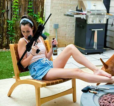 Naakte gelekte OnlyFans-foto van Sydney Watson