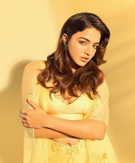 Wamiqa Gabbi