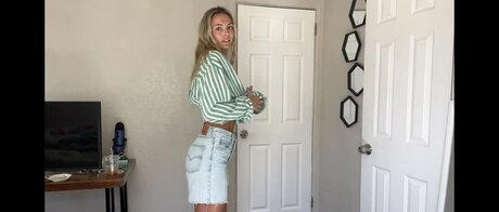 Beez ASMR