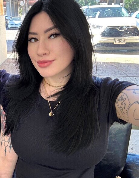 Naakte gelekte OnlyFans-foto van Samanthakronos