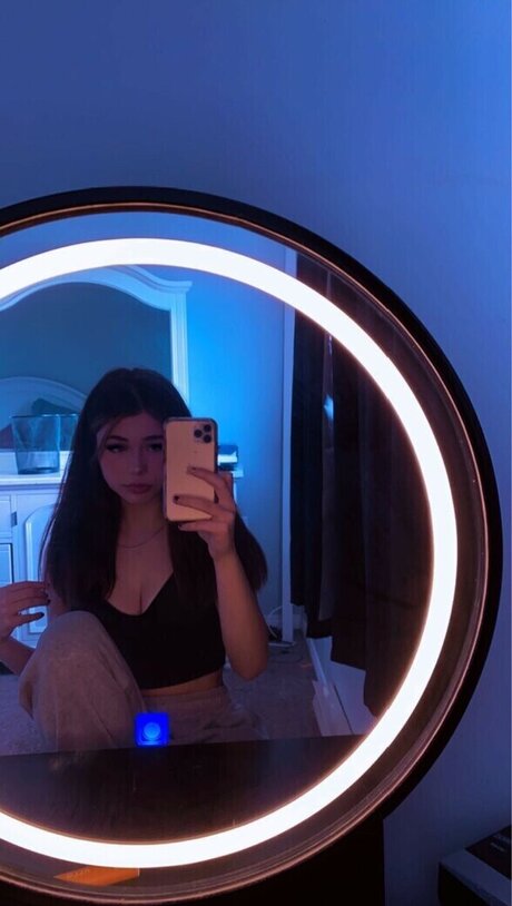 Xoscarlettx