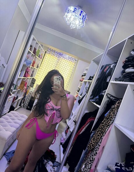 Naakte gelekte OnlyFans-foto van Selenalenaxo