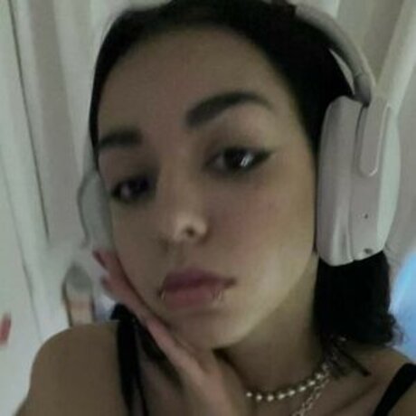 Naakte gelekte OnlyFans-foto van Userwholovesnowfall