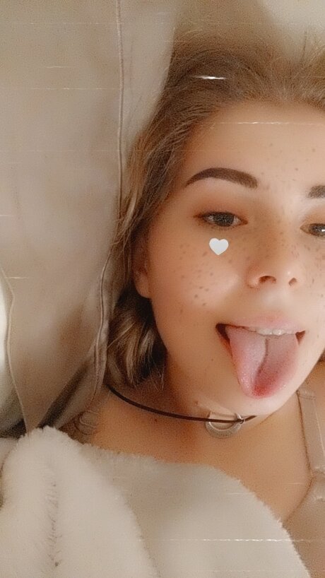 Naakte gelekte OnlyFans-foto van Riley