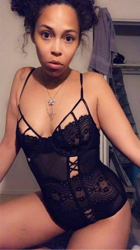 Naakte gelekte OnlyFans-foto van Iamplt32fk