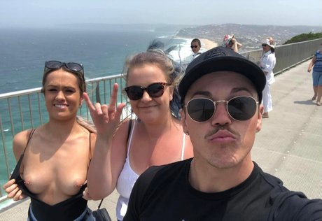 Naakte gelekte OnlyFans-foto van Hayley Mordue