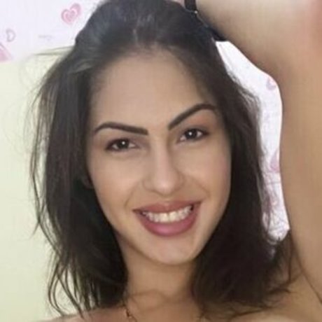 Naakte gelekte OnlyFans-foto van Patricia Carvalho