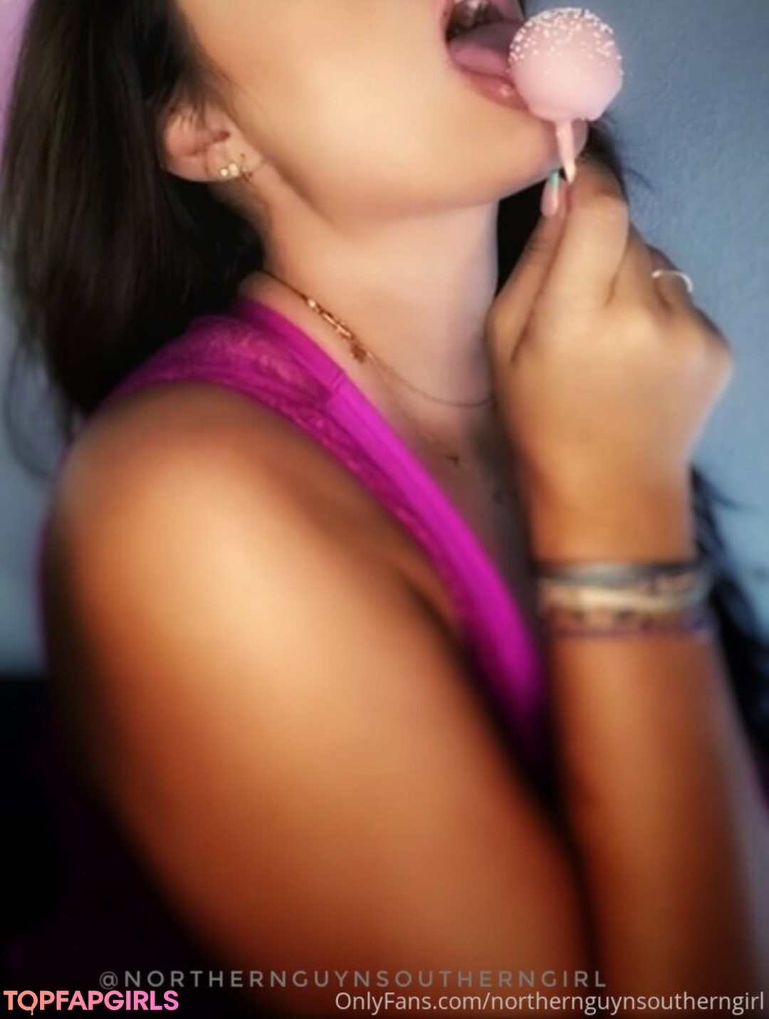 Naakte gelekte OnlyFans-foto van Southerngirlfree #71 Naakte gelekte OnlyFans-foto van Southerngirlfree #71