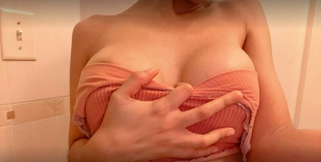 Naakte gelekte OnlyFans-foto van Alissmami