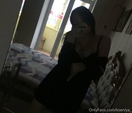 Naakte gelekte OnlyFans-foto van Kseniyaa