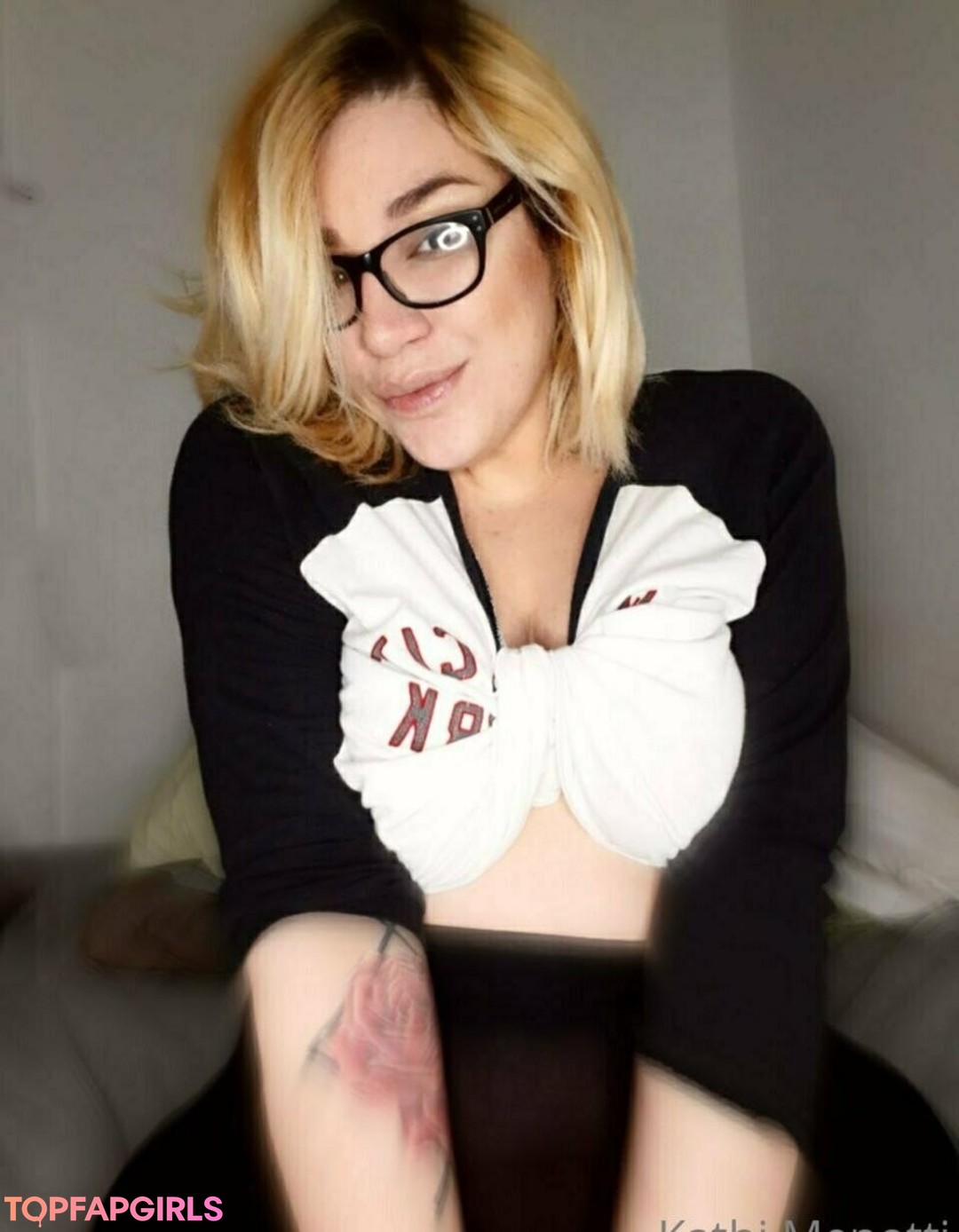 Naakte gelekte OnlyFans-foto van Menottikathi #77 Naakte gelekte OnlyFans-foto van Menottikathi #77