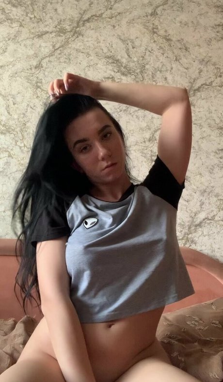 Naakte gelekte OnlyFans-foto van Angelinapretty