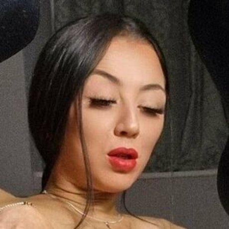 Naakte gelekte OnlyFans-foto van Riley Rider