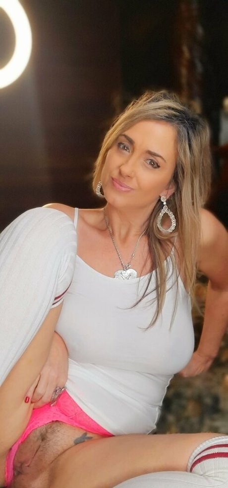 Naakte gelekte OnlyFans-foto van Misspaige76