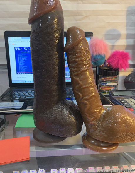 Naakte gelekte OnlyFans-foto van Angelasalvagno