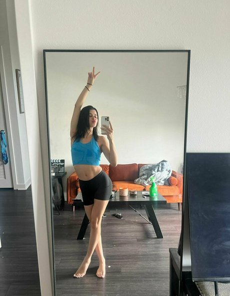 Naakte gelekte OnlyFans-foto van Rocketkylie