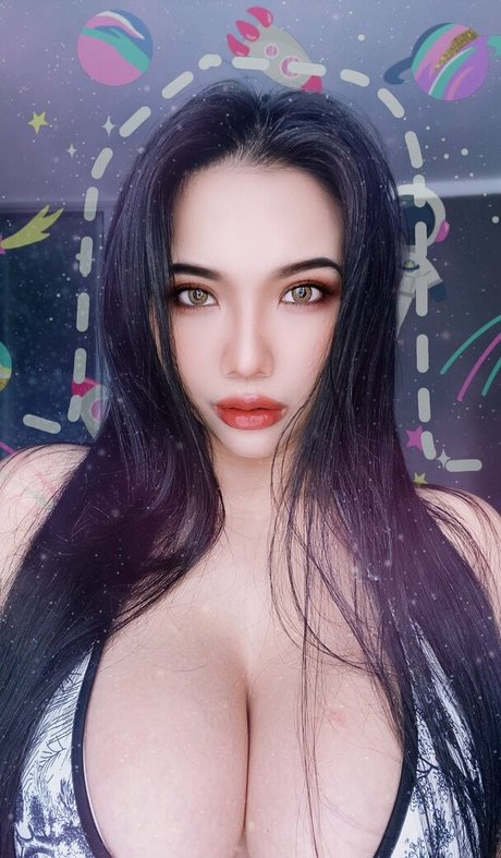 Naakte gelekte OnlyFans-foto van Aboobies