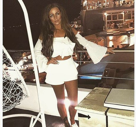 Naakte gelekte OnlyFans-foto van Beth Tansey