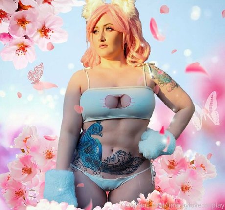 Naakte gelekte OnlyFans-foto van Lindsaylovecosplay