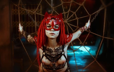 Naakte gelekte OnlyFans-foto van Vera Faith