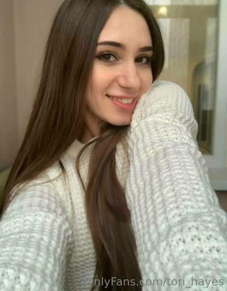 Tori_Hayes