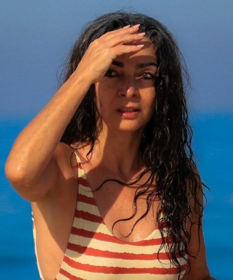 Naakte gelekte OnlyFans-foto van Claudia Ohana