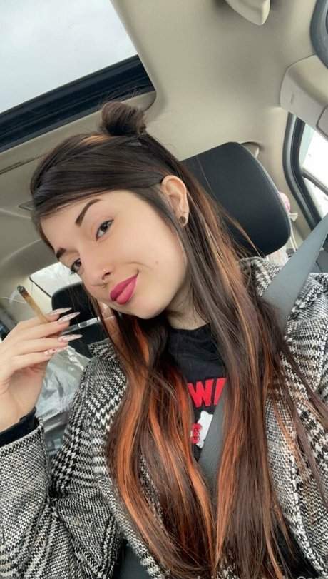 Naakte gelekte OnlyFans-foto van Herbivorewh0revip