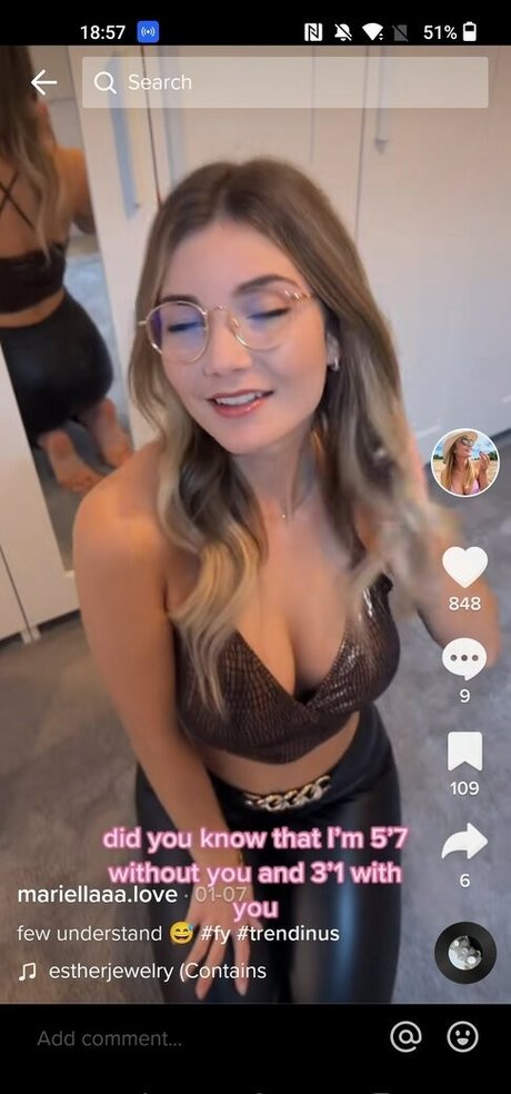 Naakte gelekte OnlyFans-foto van Mariellafucila