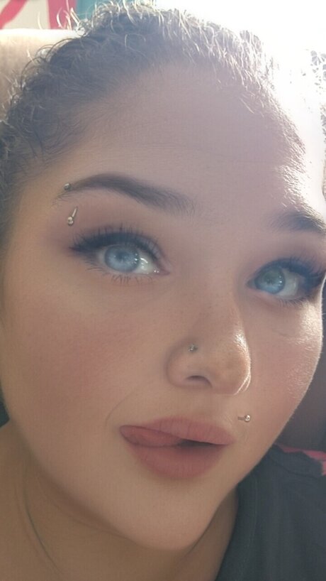 Naakte gelekte OnlyFans-foto van P4nd4