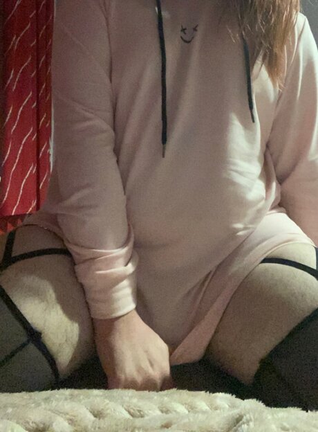 Naakte gelekte OnlyFans-foto van Femboy Bunnytoy